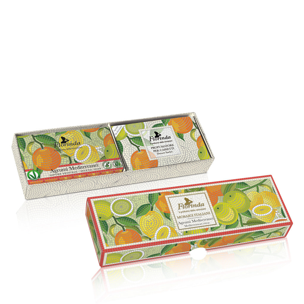 Cofanetto 1 sapone vegetale 200 g + 3 buste profumate per cassetti